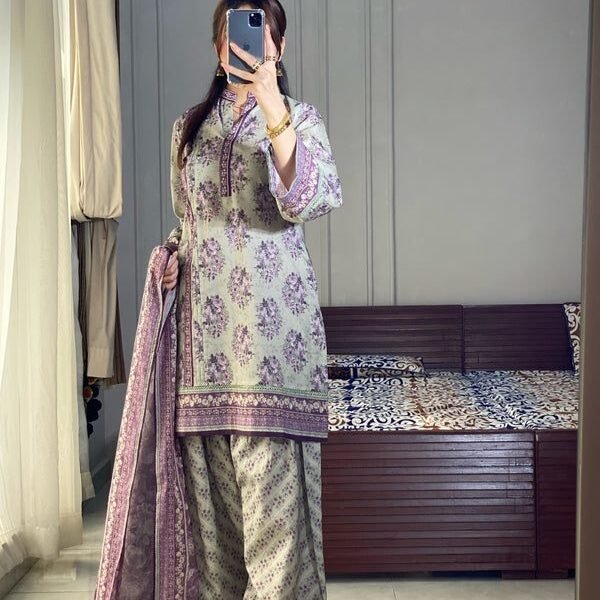 Bin Saeed Light Grey 3-piece lawn suit with purple floral and geometric print.