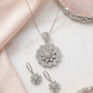 Zircon Pendant Set for Women Elegant Floral Jewelry Necklace with Earrings