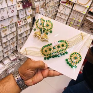 traditional kundan choker set for women with pearl necklace jhumka earrings and maang tikka bridal jewelry
